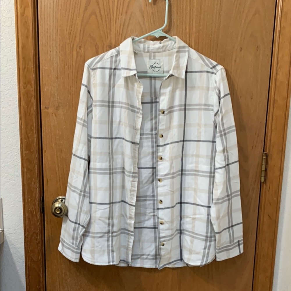 LIKE NEW Women’s White & Gray Plaid Button Down Shirt